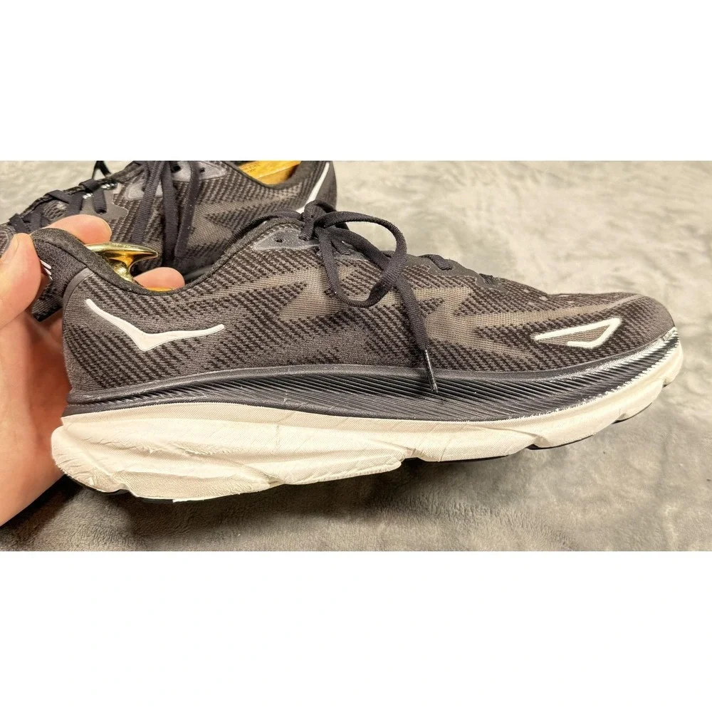 Hoka One One Clifton 9 Shoes Womens Size 12 Black‎ Running Sneakers 1127896